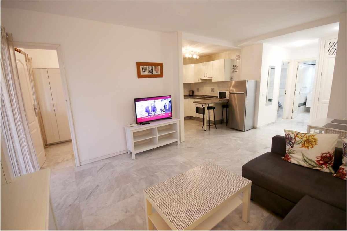 Dinastia B401 By Tenerife Rental & Sales Los Cristianos  Extérieur photo